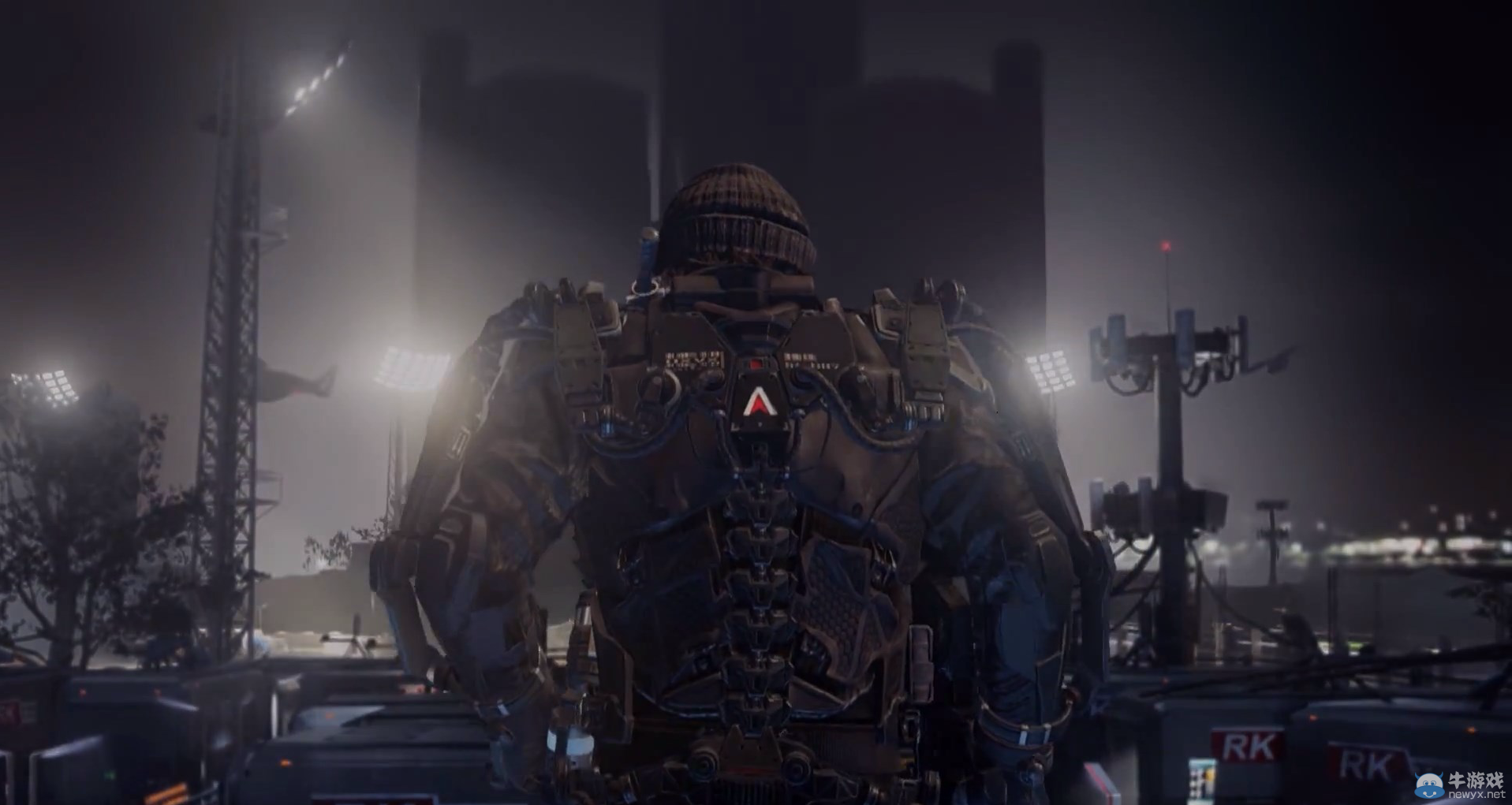 《使命召唤11：高级战争》旋转跳技巧