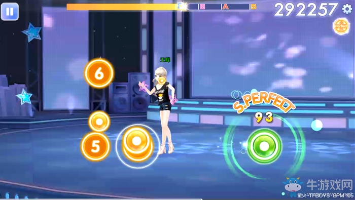 《qq炫舞》手游螢火音符分析