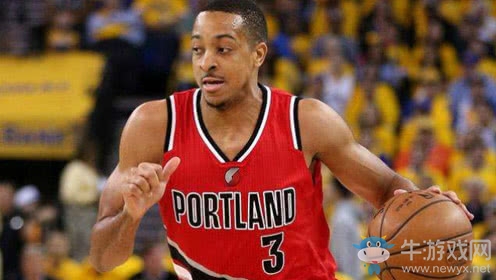 《最強NBA》手游邁克科倫姆怎么樣