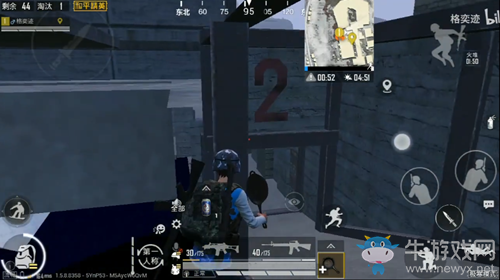 《和平精英》航空基地遁地bug