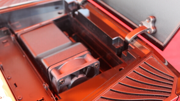 OBOX獨創酷冷散熱：7×24小時保證高性能輸出