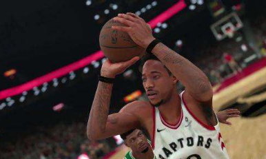 《NBA 2K18》后撤步投籃操作方法介紹