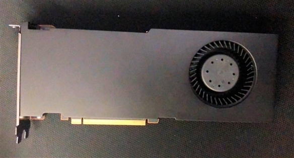 超大內(nèi)存！AMD RDNA2架構(gòu)專業(yè)卡露面，顯存高達(dá)32G。