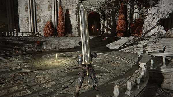 《艾爾登法環》大教堂騎士超巨劍MOD