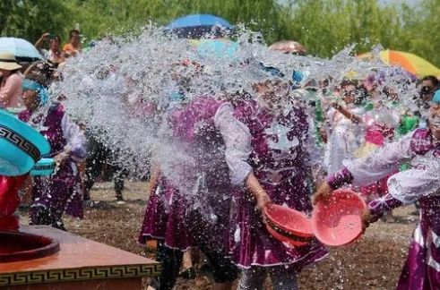 潑水節表情包圖片大全