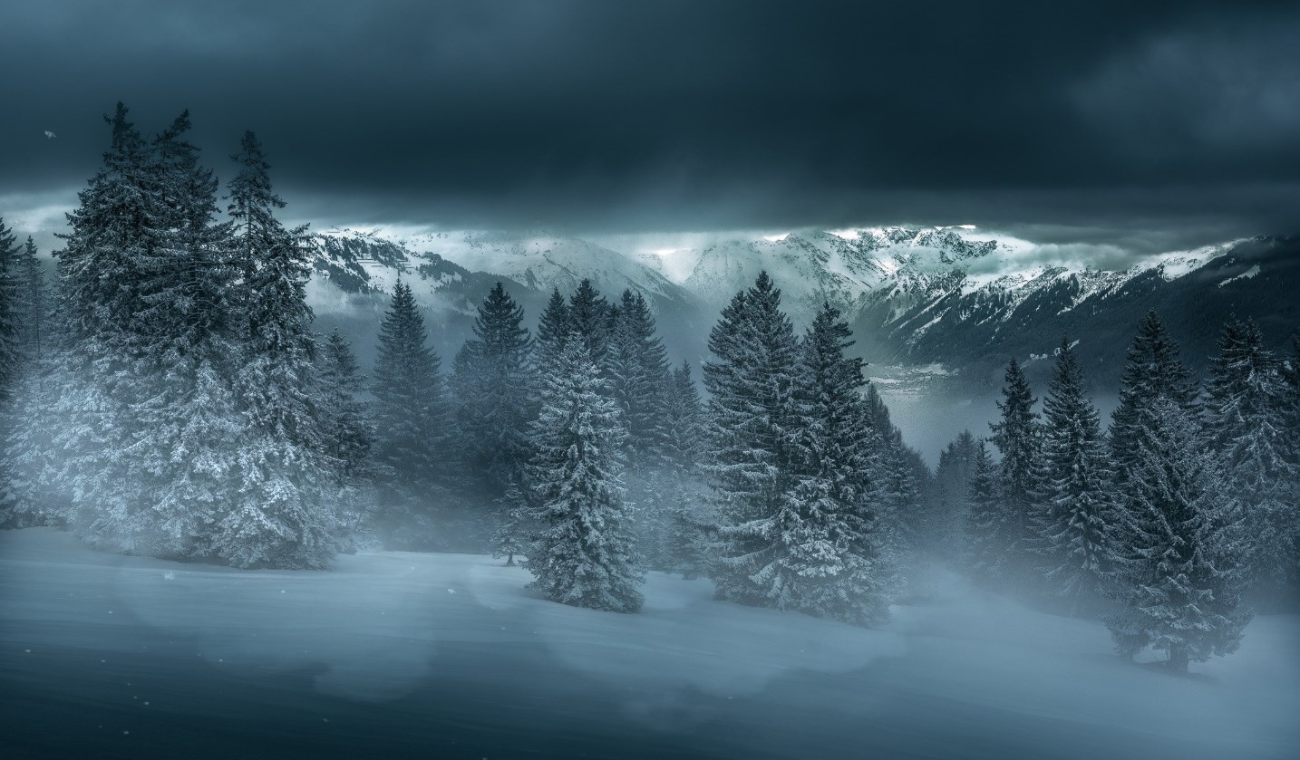 《Wallpaper Engine》雪山天地間的暴風雪動態壁紙