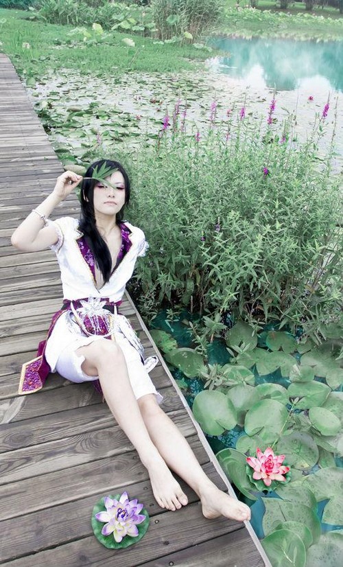 葫蘆娃也中槍娘化 COS女版葫蘆三兄弟 
