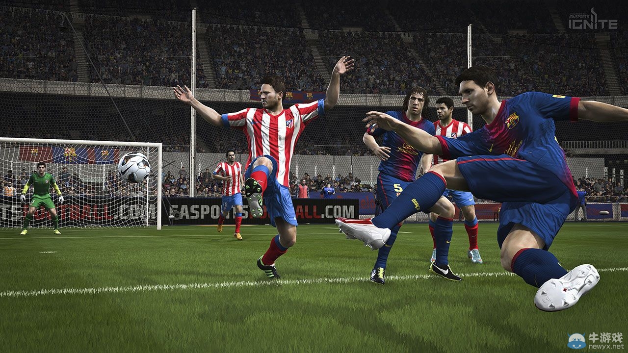 PS4和PS3版本《FIFA 14》實機游戲畫面視頻對比