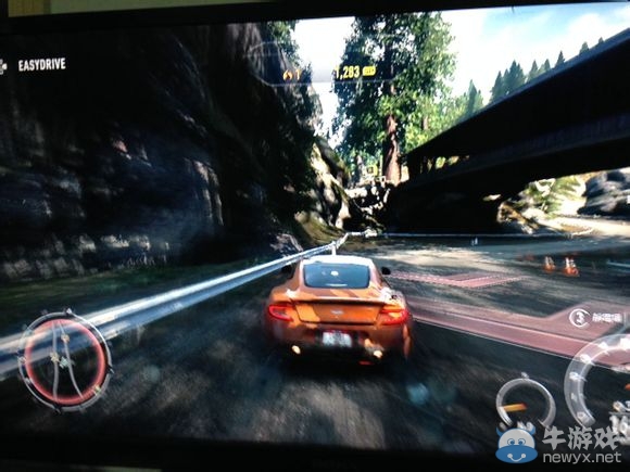 《極品飛車18：宿敵》PS3 X360版高配畫質(zhì)參考