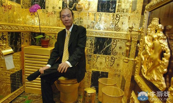高端大氣上檔次有木有！土豪金手機神馬弱爆了