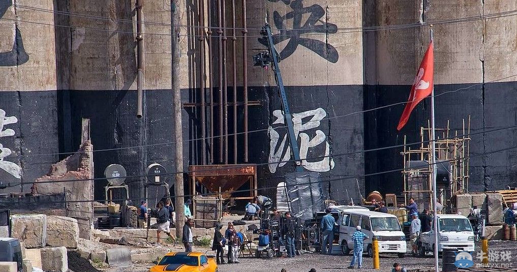 《變形金剛4：絕跡重生》新照 李冰冰扮演中國變形金剛CEO