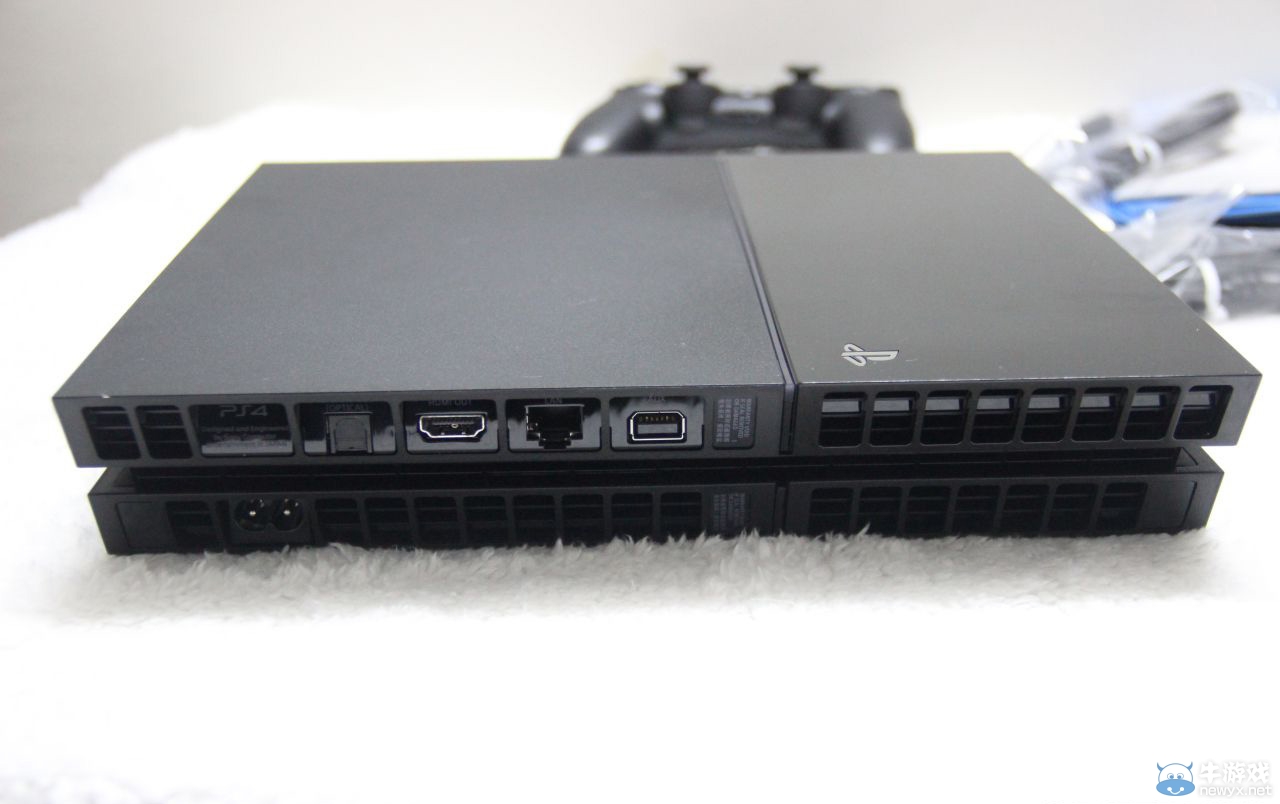 簡(jiǎn)體中文倍感親切！ 索尼港版PS4首發(fā)開(kāi)箱全程