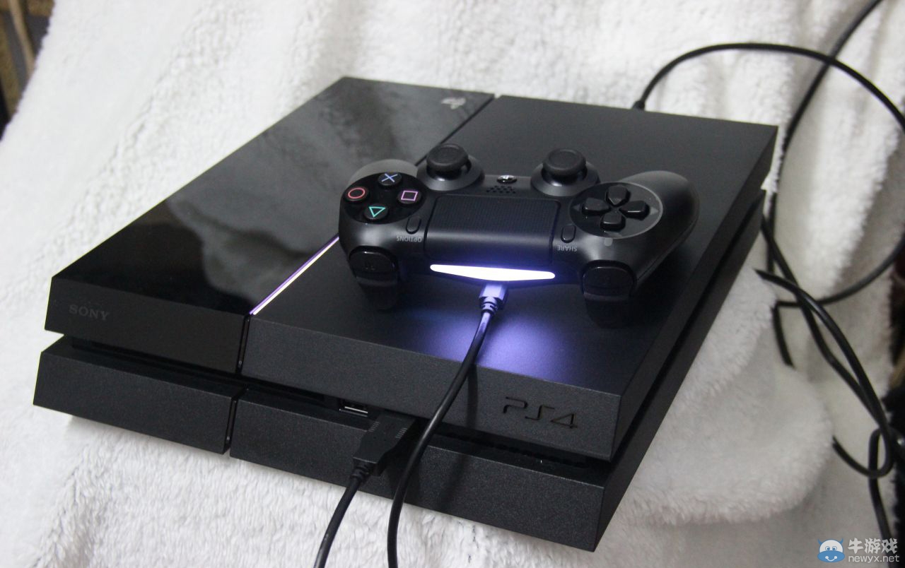 簡(jiǎn)體中文倍感親切！ 索尼港版PS4首發(fā)開(kāi)箱全程