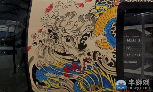 法拉利COS《如龍》桐生一馬 超霸氣黑道青龍紋身