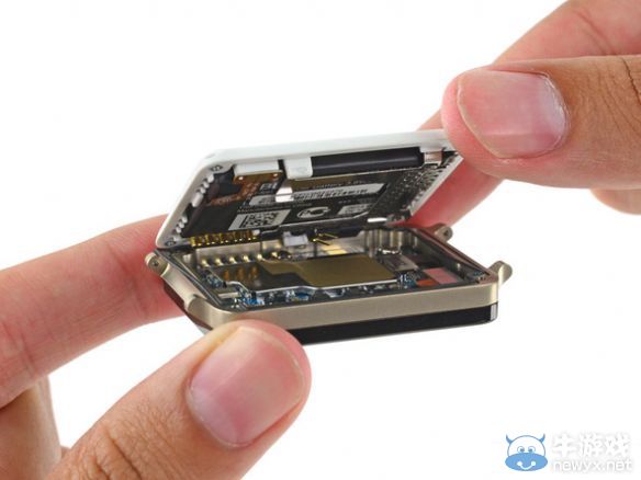 LG G Watch智能手表拆解：維修難度出乎意料的低