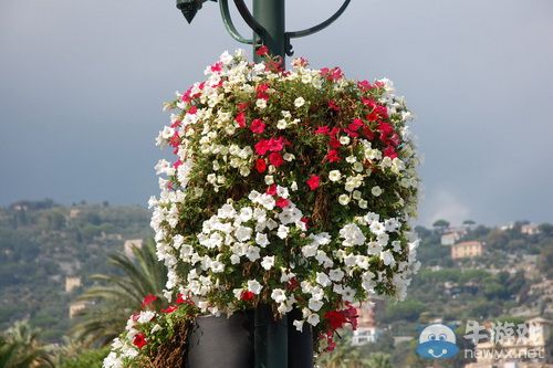 白金工作室透露《獵天使魔女2》游戲取景意大利、比利時