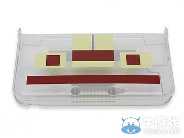 3DS：LL用復古水晶保護殼