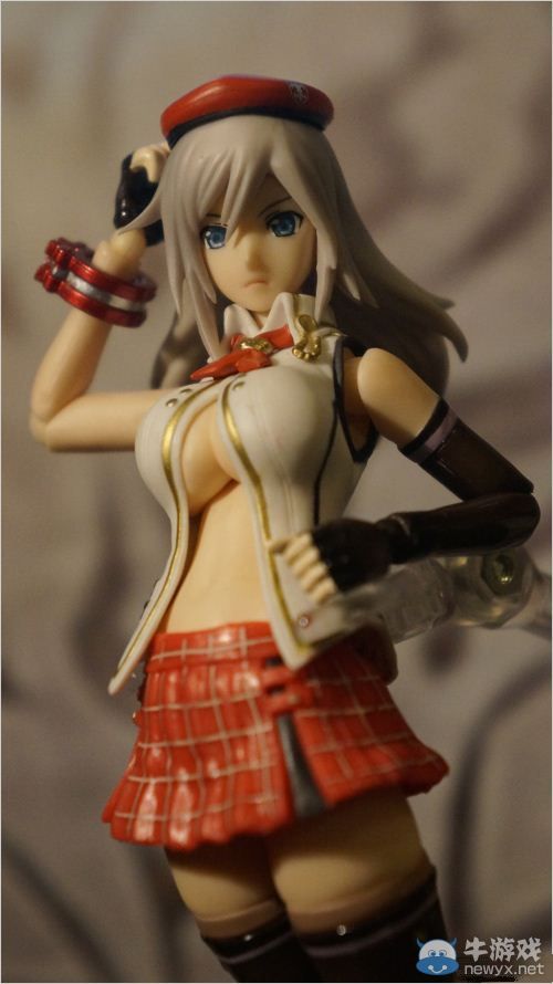 PSP《噬神者2》愛麗莎可動手辦量產型多圖欣賞