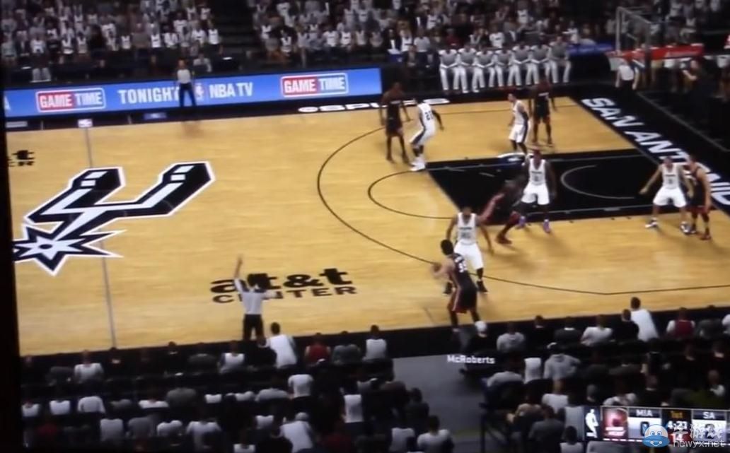 《NBA 2K15》試玩屏攝視頻：這真的不是直播？