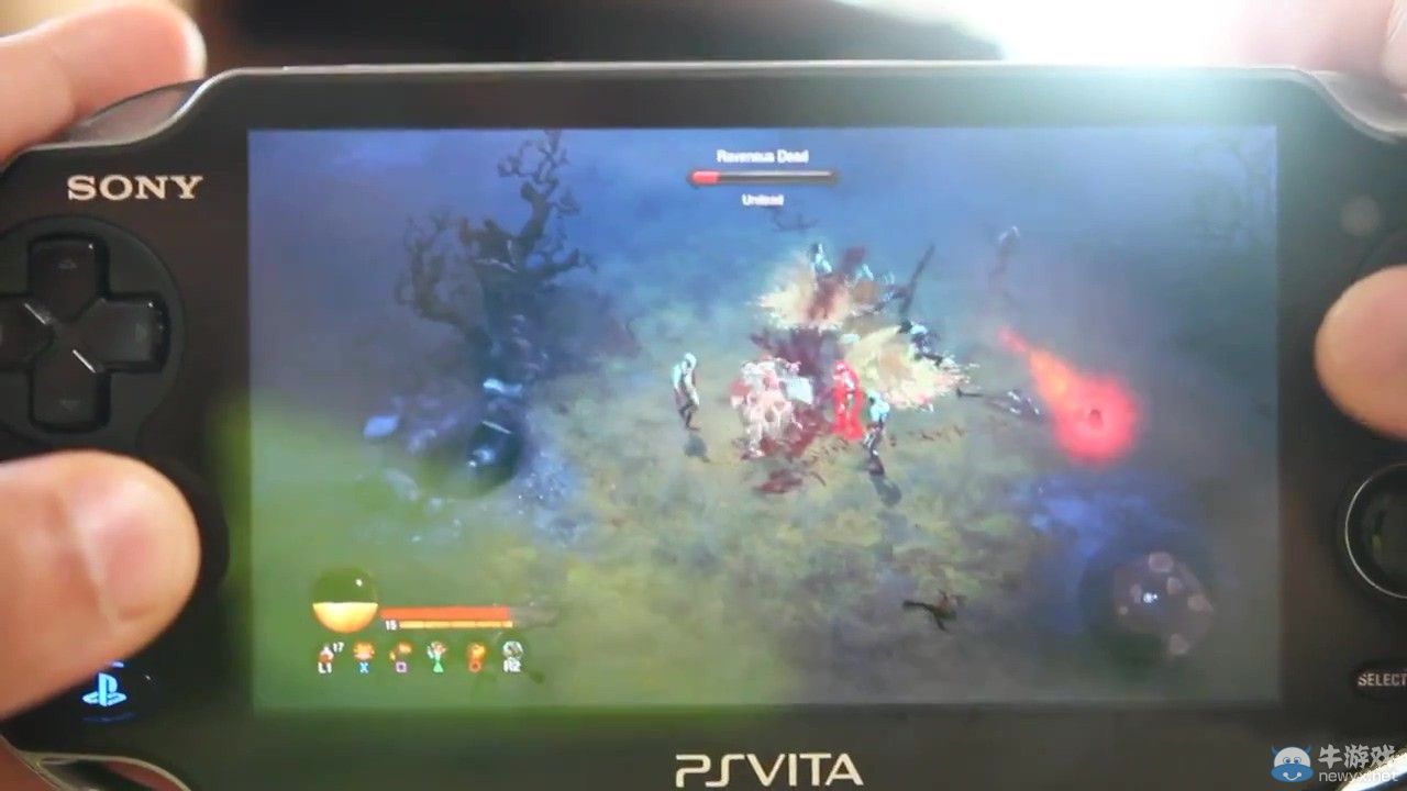 《暗黑破壞神3：終極邪惡版》PSV版游戲演示！上廁所都能玩?zhèn)€痛