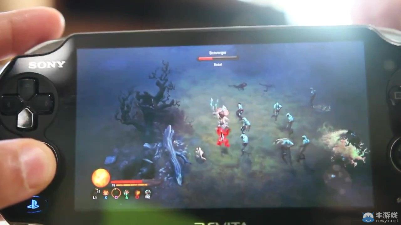 《暗黑破壞神3：終極邪惡版》PSV版游戲演示！上廁所都能玩?zhèn)€痛