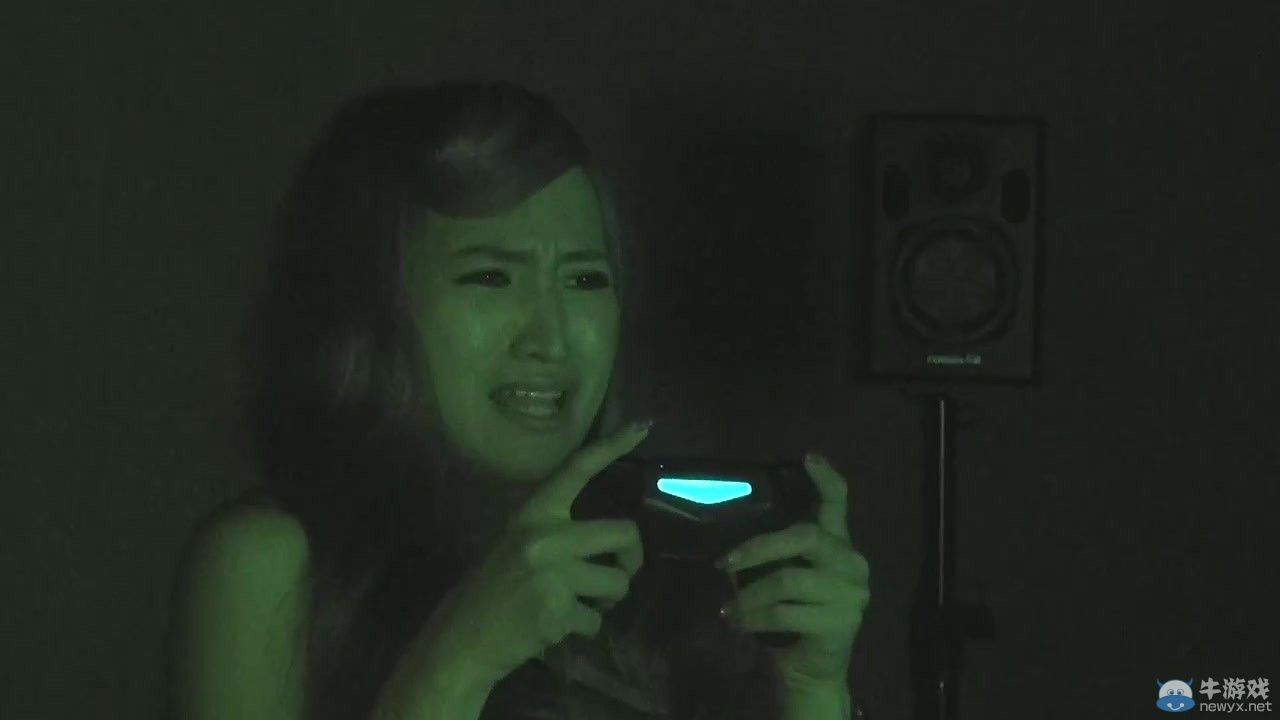 《新寂靜嶺》“P.T.”試玩太恐怖：美女甩手柄嬌喘呻吟大媽狂尖叫