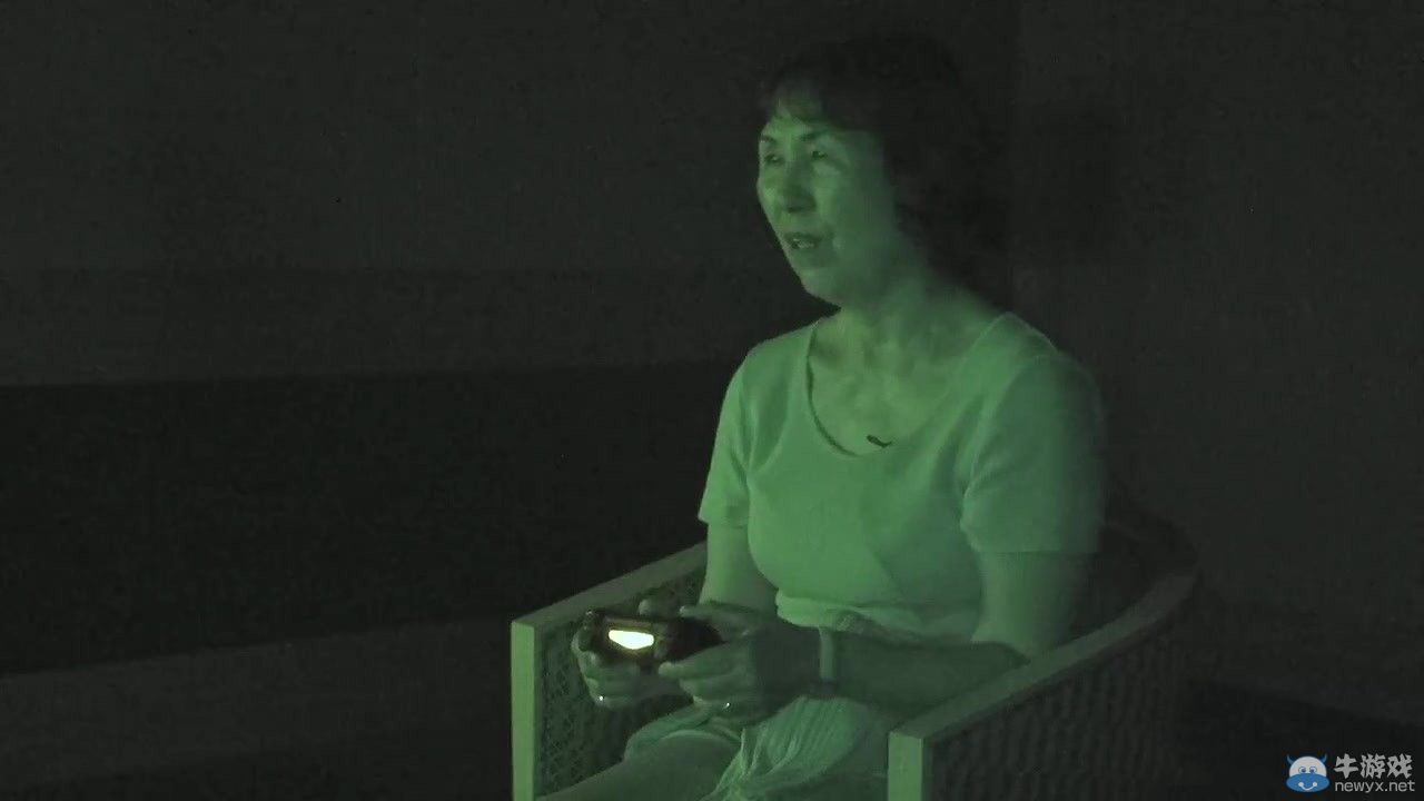 《新寂靜嶺》“P.T.”試玩太恐怖：美女甩手柄嬌喘呻吟大媽狂尖叫