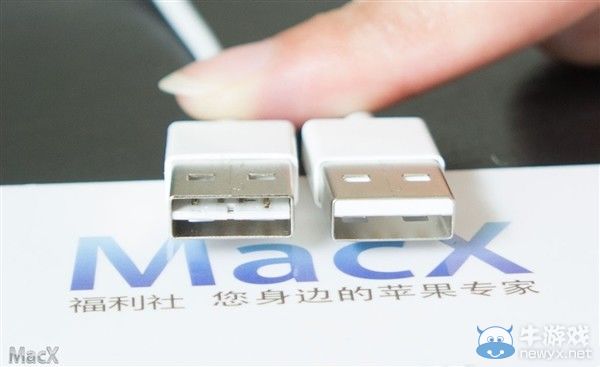 iPhone 6“正反插”數據線高清對比 兼容碉堡做工細膩
