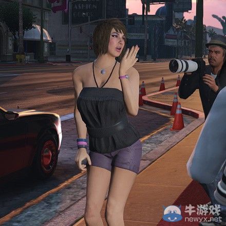 變態(tài)色魔侵入《俠盜飛車5》 （GTA5）啪啪啪后逼迫跳脫衣舞