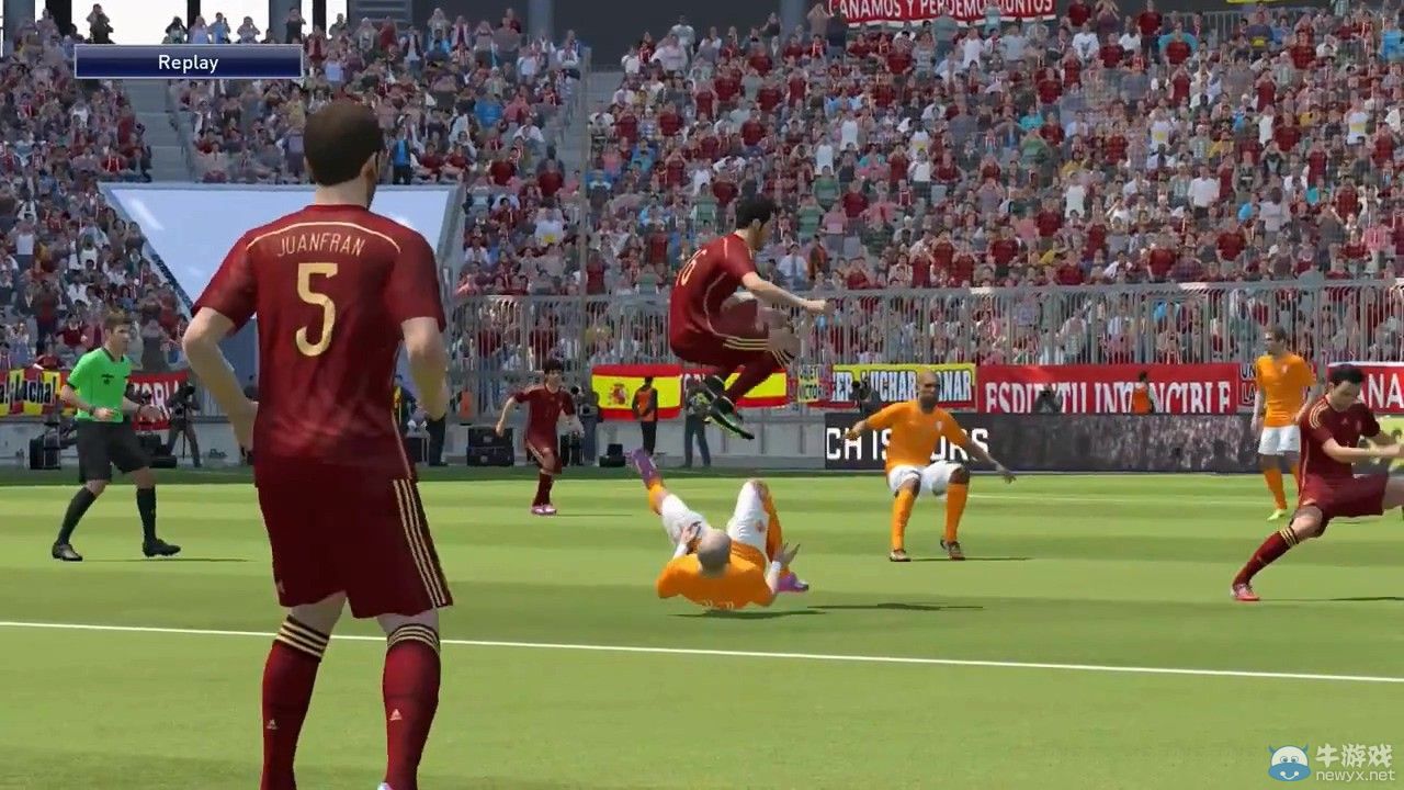 《實(shí)況足球2015》PS4實(shí)機(jī)演示視頻：德國暴打意大利