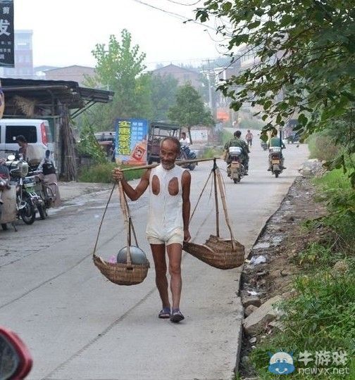 史上最潮的賣菜大爺 大爺你這么潮大娘造了吧