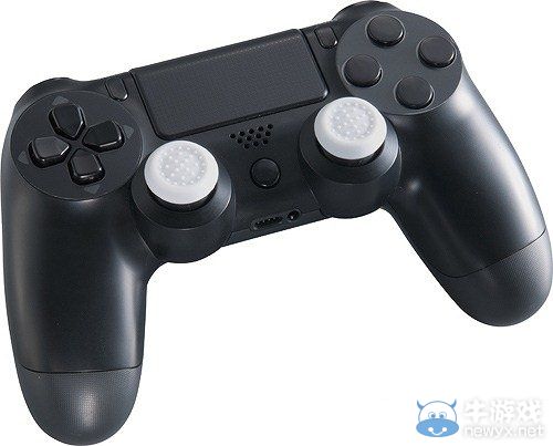 cybergadget配合冰川白發(fā)售推出多款PS4周邊