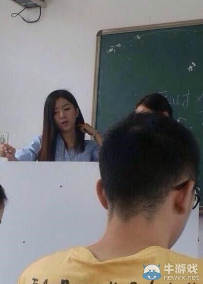 這課絕對不能翹!四川高校驚現美女日語老師