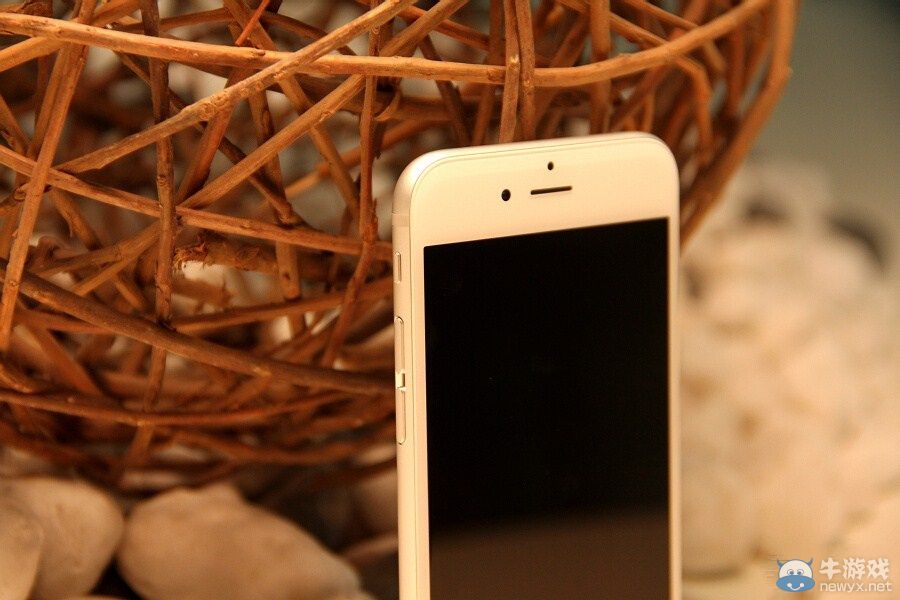 iPhone 6白色版真機(jī)照放出 腎準(zhǔn)備好了么?