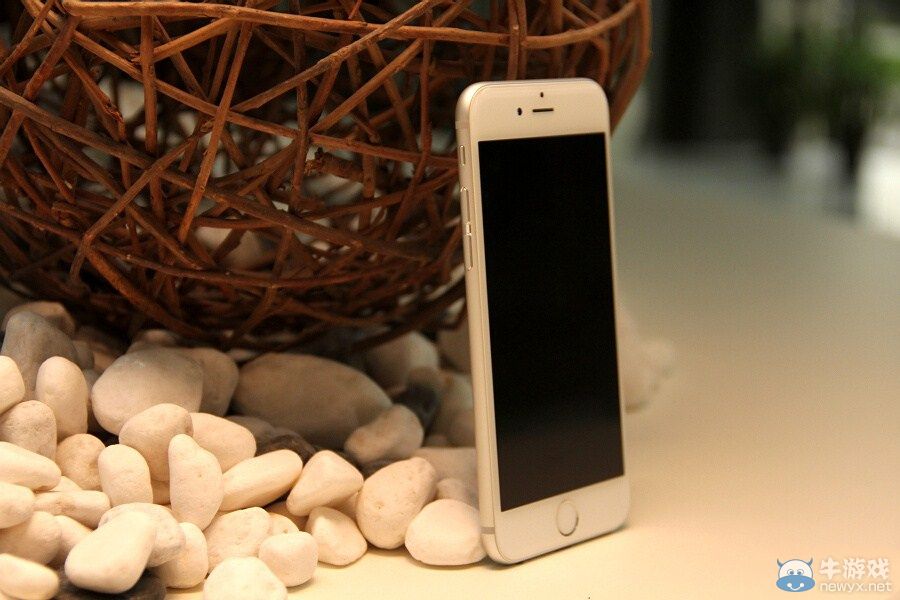 iPhone 6白色版真機(jī)照放出 腎準(zhǔn)備好了么?