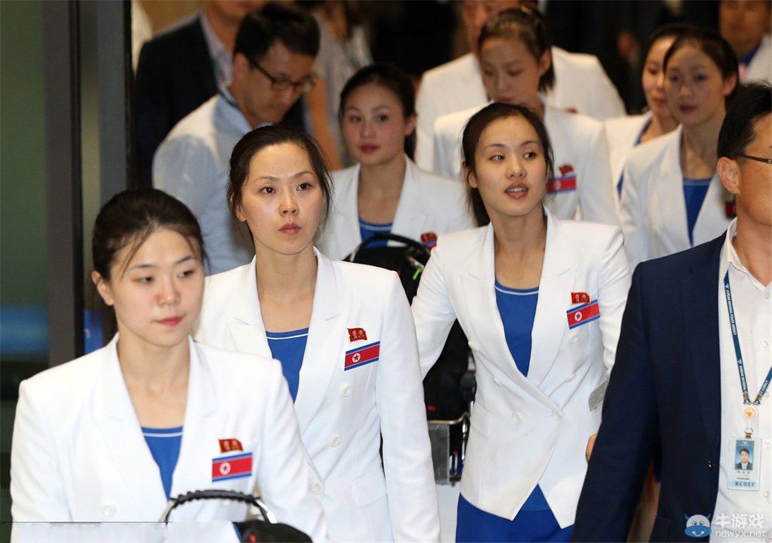 朝鮮代表團(tuán)抵達(dá)仁川 韓媒：全是美女