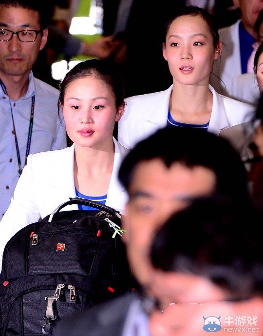 朝鮮代表團(tuán)抵達(dá)仁川 韓媒：全是美女
