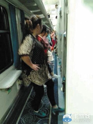 征服世界的節(jié)奏!中國廣場舞大媽已逆天