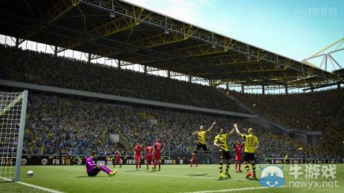 《FIFA 15》IGN 8.3分：球員AI實(shí)在太蠢