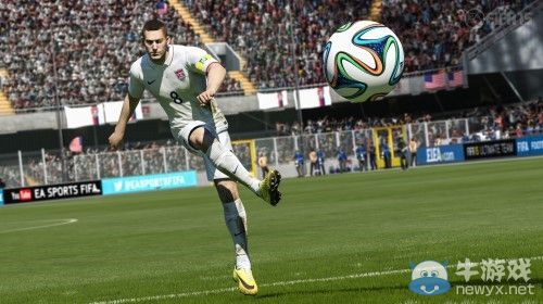 《FIFA 15》IGN 8.3分：球員AI實(shí)在太蠢