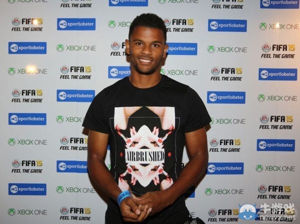 《FIFA 15》英國發(fā)布會現(xiàn)場 英超眾球星現(xiàn)場切磋
