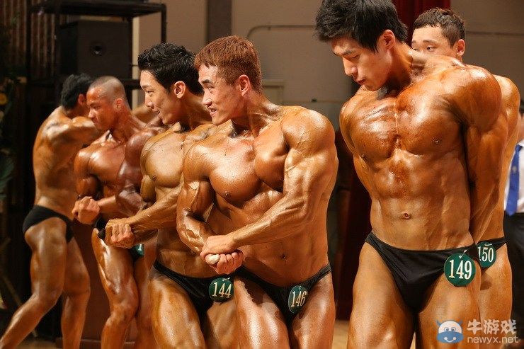 這場景我也是看醉了!韓國健美大賽選手大秀身材