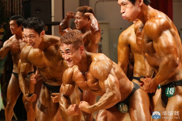這場景我也是看醉了!韓國健美大賽選手大秀身材