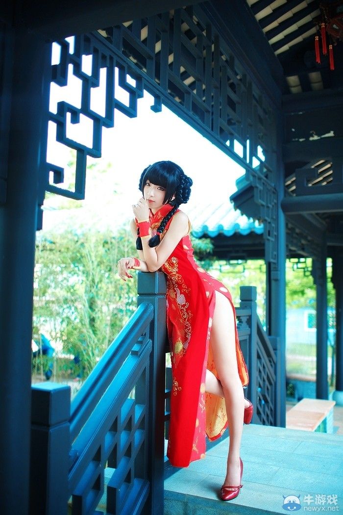 騷年不來一發(fā)么?一周大師級(jí)COS女王嫩妹上陣
