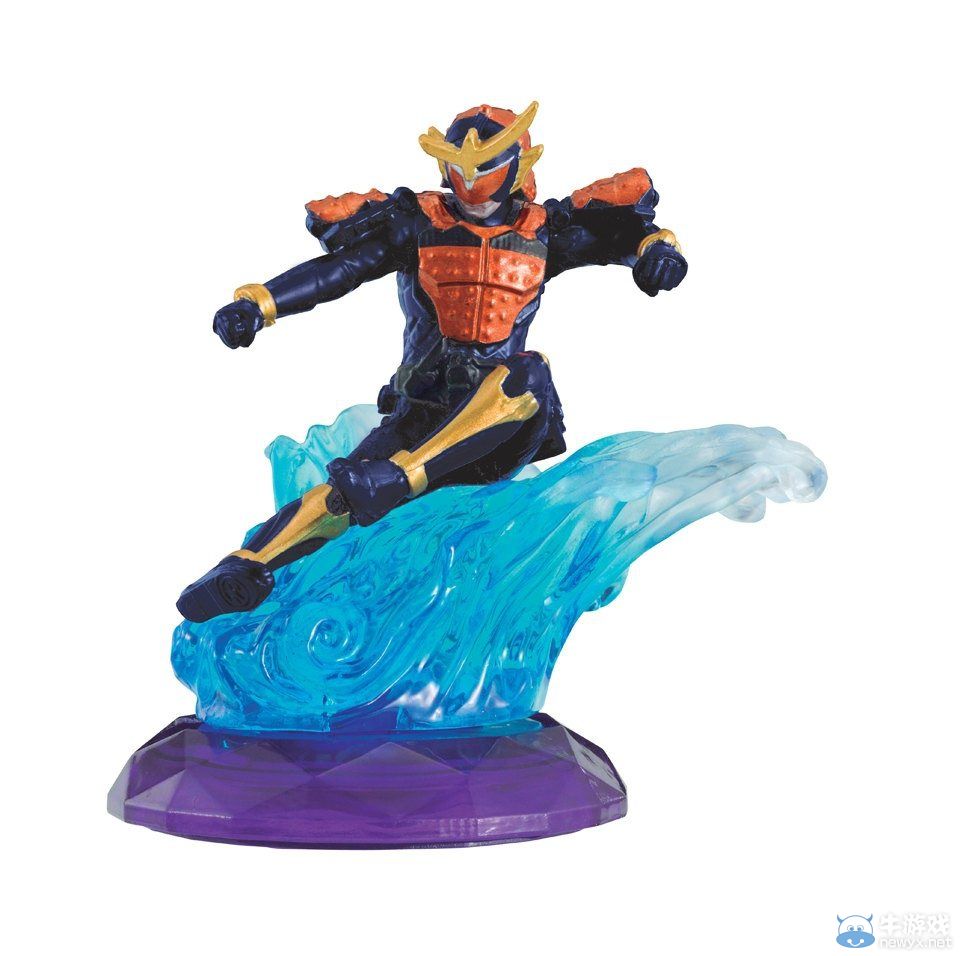 《假面騎士：天喚騎兵》手辦召喚等游戲畫面