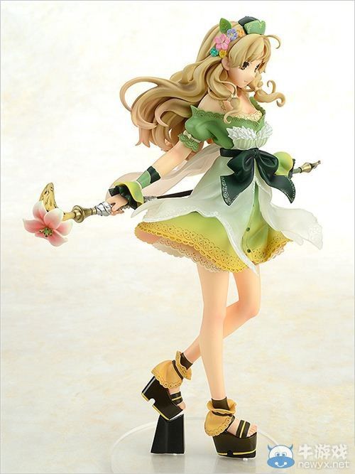 良笑社推出《亞莎的工作室》少女主角1/8手辦