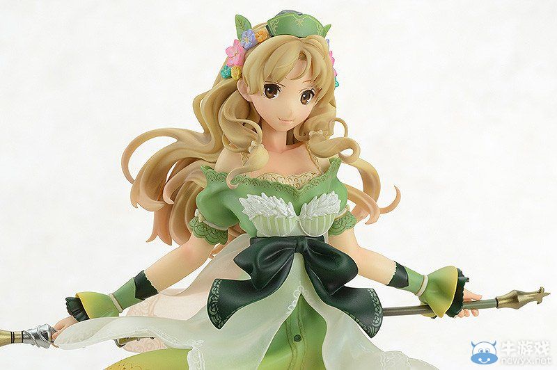 良笑社推出《亞莎的工作室》少女主角1/8手辦