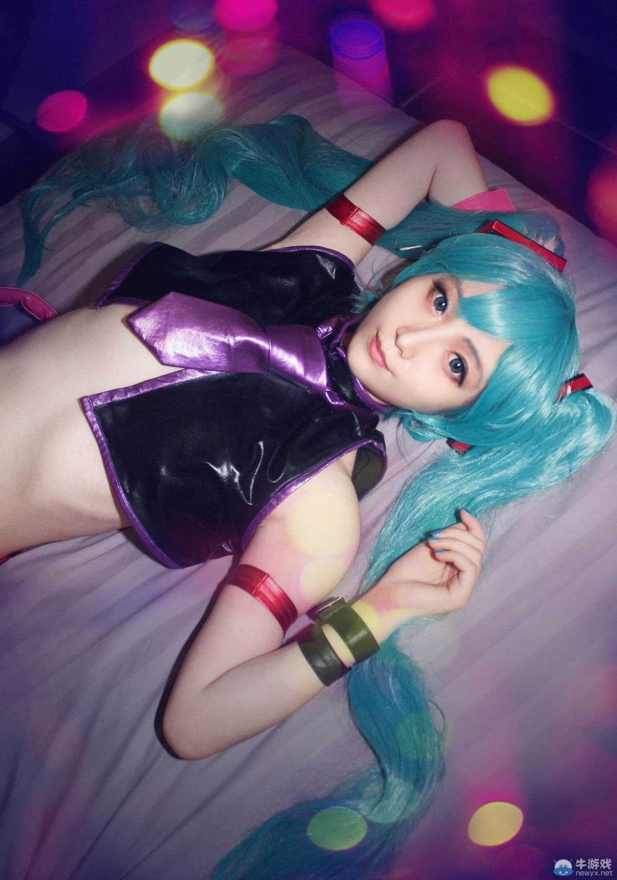 最新一期大師級COS圖賞 星女郎徐嬌神還原赤瞳