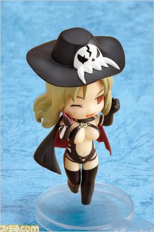 《閃亂神樂：少女們的選擇》限定版附送粘土人實物預覽圖