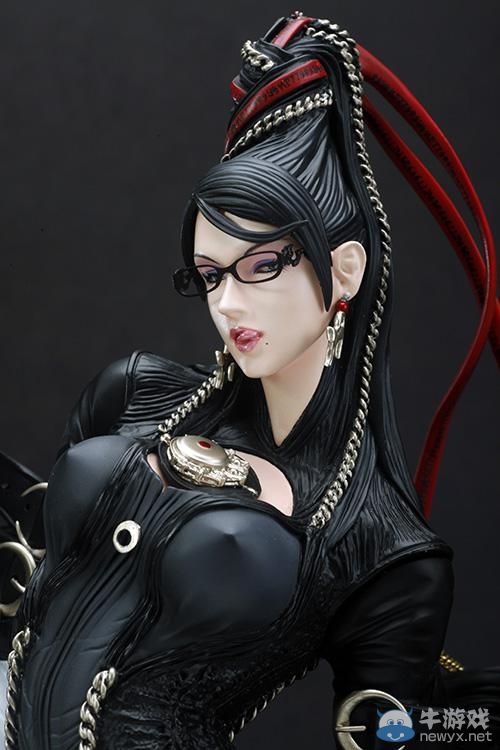 《獵天使魔女》嬌俏魅惑的女王大人 請鞭笞我吧!